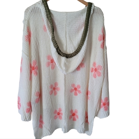 Boutique POL Hooded Pullover Lightweight Cream Sweater with Pink Flower/Stars - Picture 10 of 16